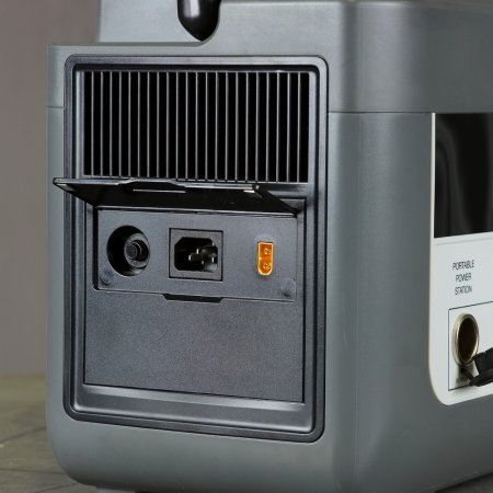 Портативная электростанция FUBAG AS 2400i (аккумулятор LiFePO4) в Южно-Сахалинске фото