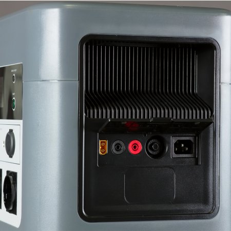 Портативная электростанция FUBAG AS 4800i (аккумулятор LiFePO4) в Южно-Сахалинске фото