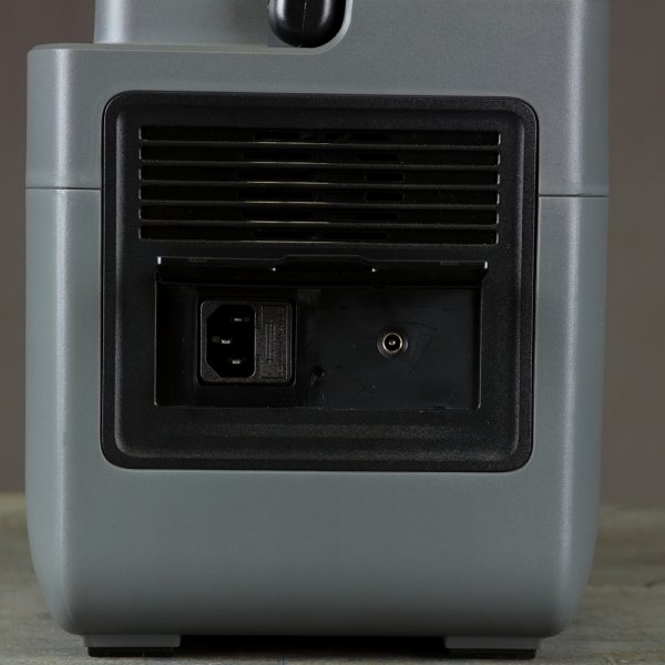 Портативная электростанция FUBAG AS 1200i (аккумулятор LiFePO4) в Южно-Сахалинске фото